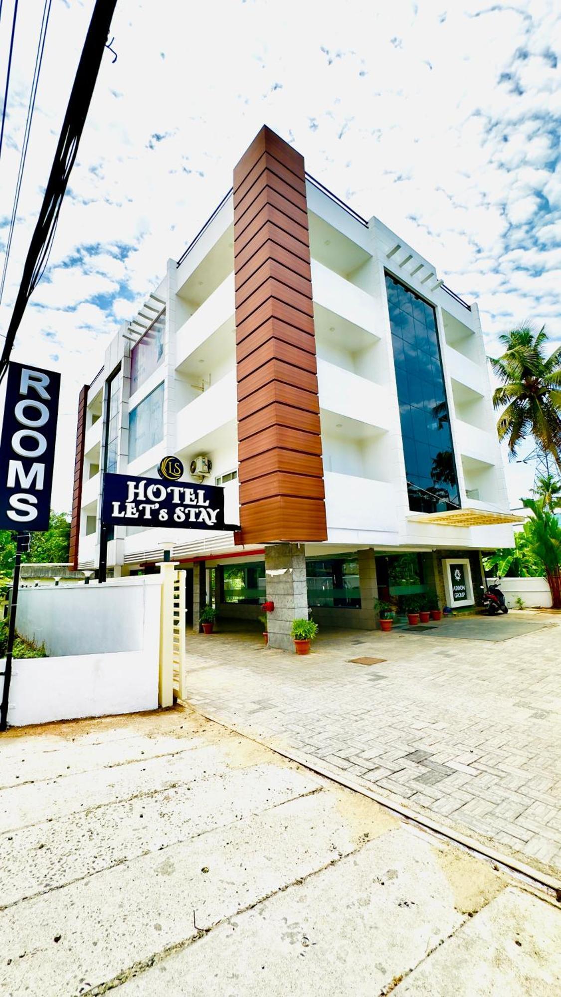 Hotel Lets Stay Kochi Bagian luar foto