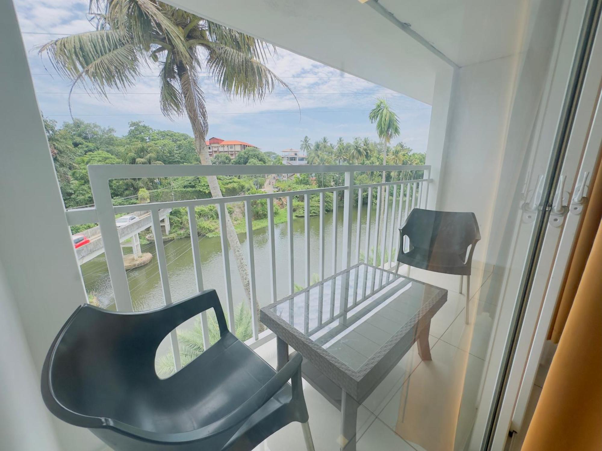 Hotel Lets Stay Kochi Bagian luar foto