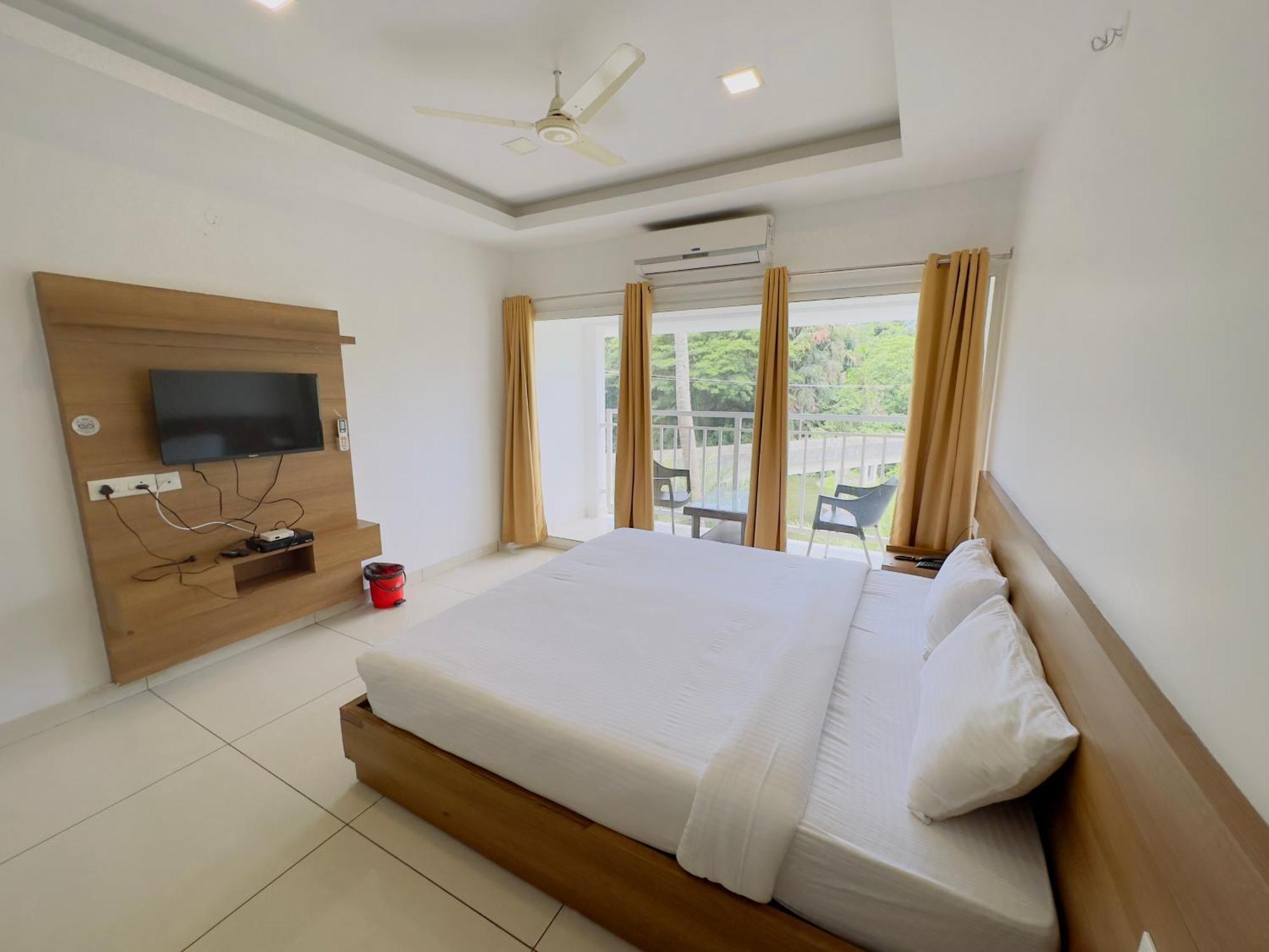Hotel Lets Stay Kochi Bagian luar foto
