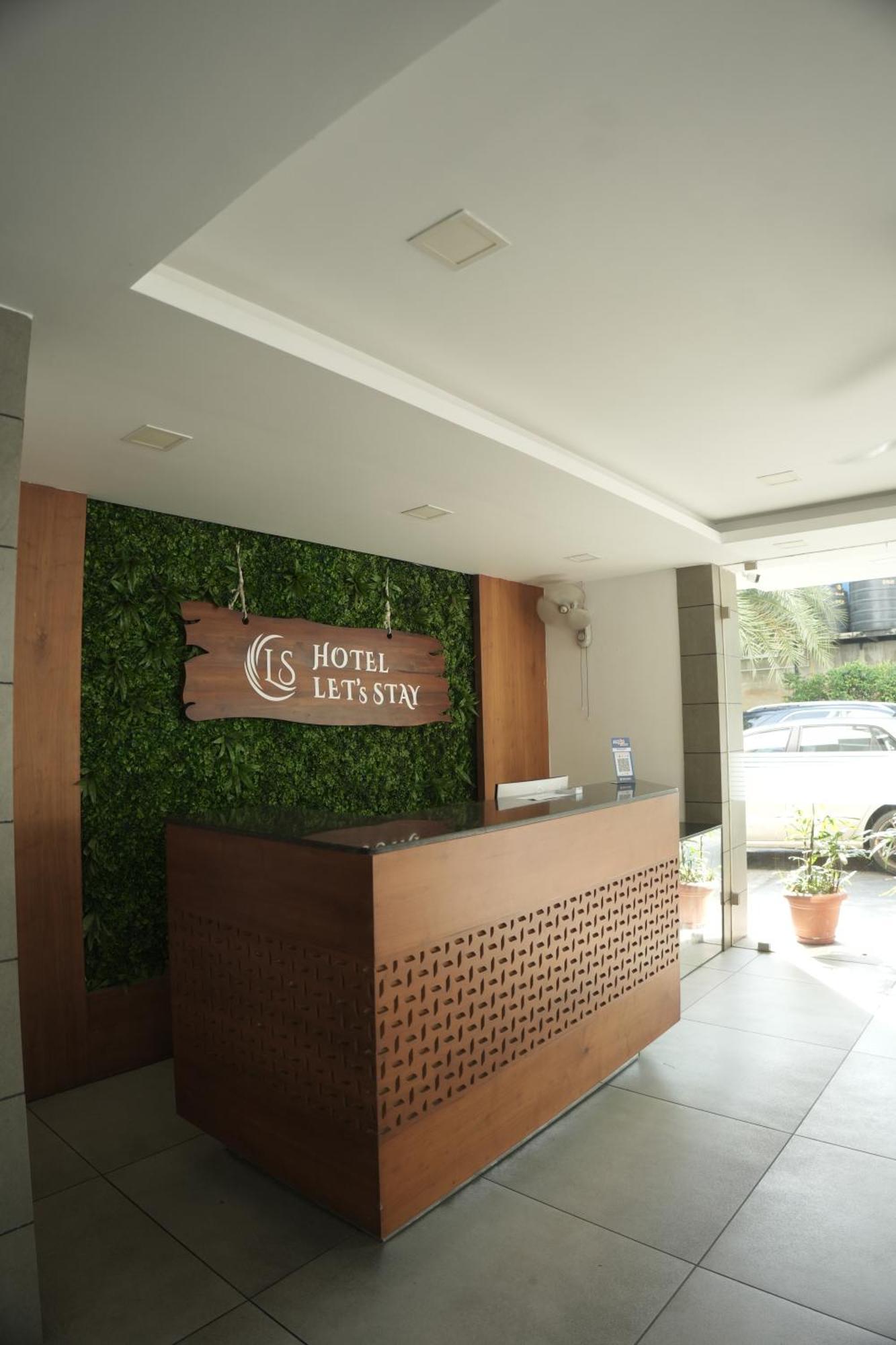 Hotel Lets Stay Kochi Bagian luar foto
